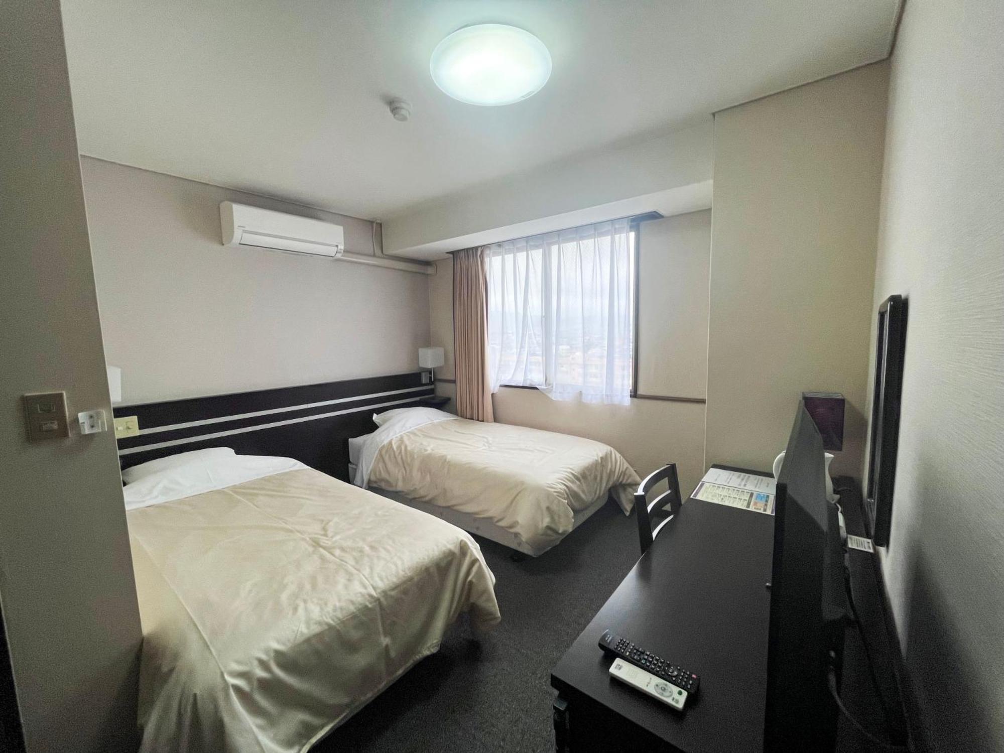 Hotel Crown Hills Fujinomiya Bagian luar foto